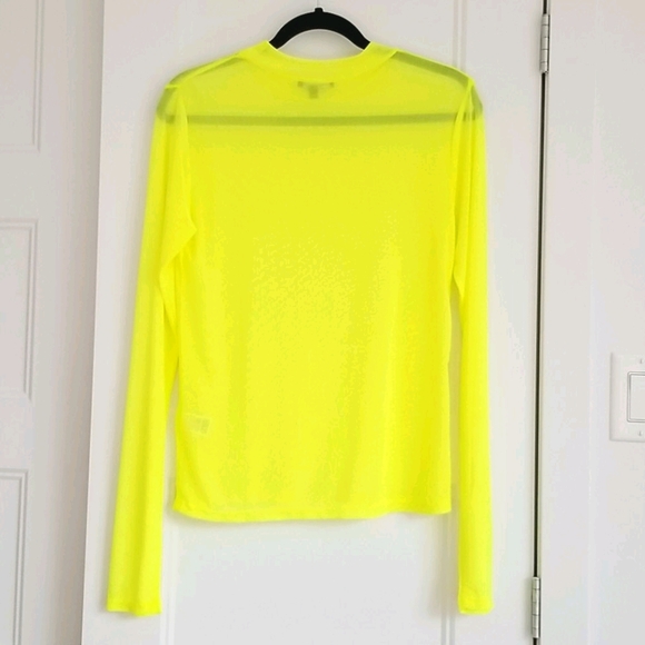 ⚡️KENDALL & KYLIE Neon Fishnet Long Sleeve Shirt - Picture 4 of 5